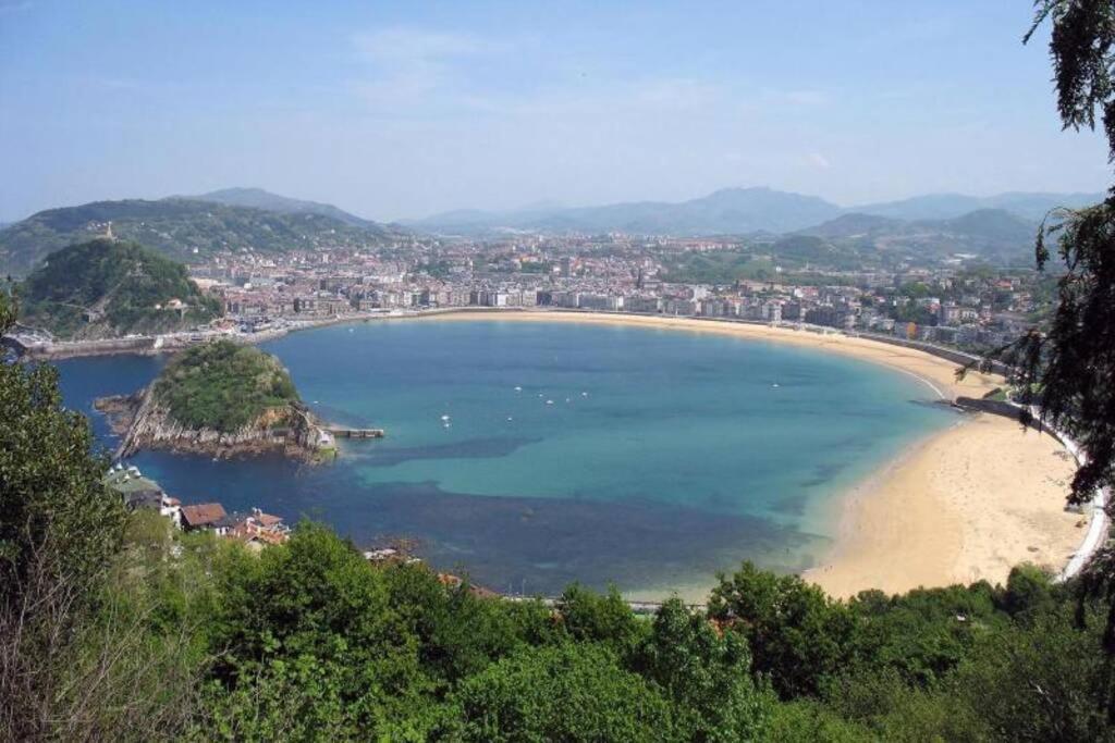 New Gorgeous Central Apartment - Beachfront - 3 Bd San Sebastián Exteriér fotografie
