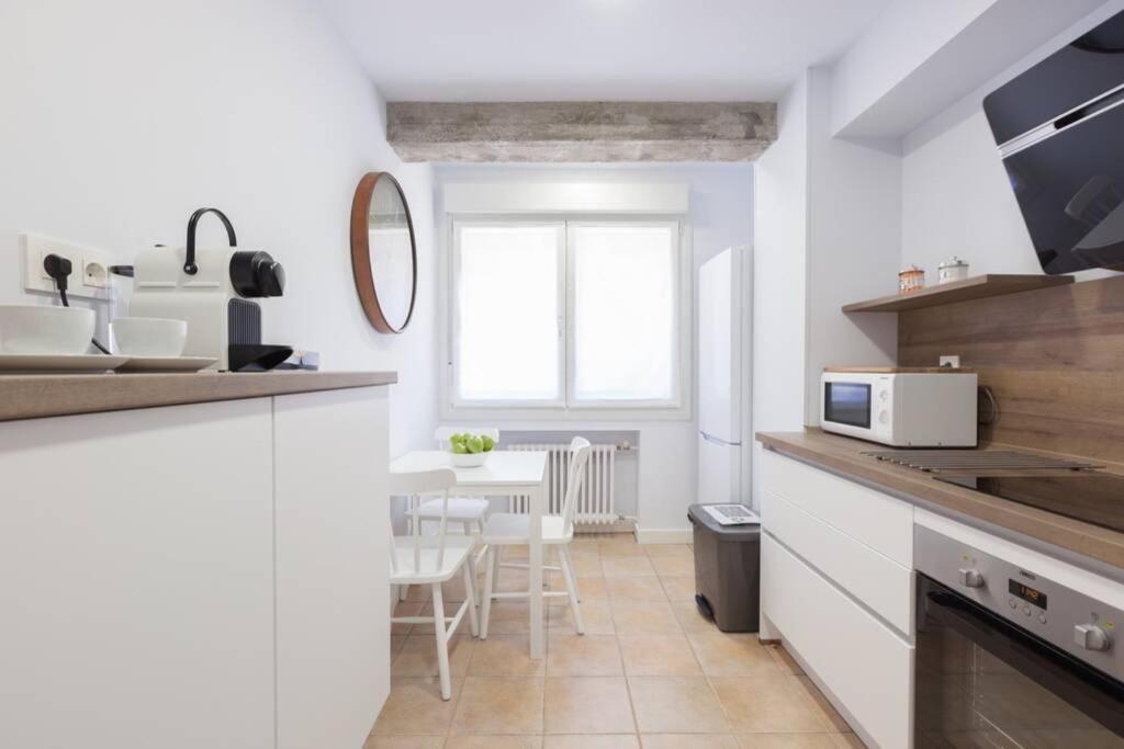 New Gorgeous Central Apartment - Beachfront - 3 Bd San Sebastián Exteriér fotografie
