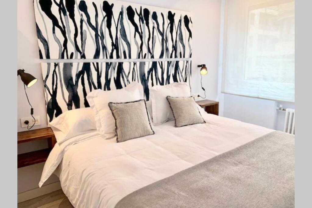 New Gorgeous Central Apartment - Beachfront - 3 Bd San Sebastián Exteriér fotografie